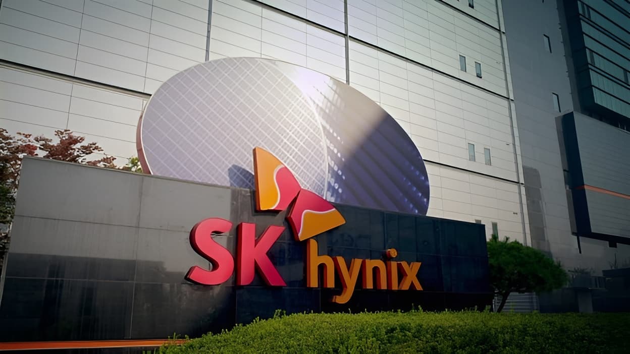 SK Hynix Rings the Alarm Bells on Memory Supply, Says Shortages To Persist Through 2030 Despite Expansion, 50% Capacity Now Going Towards Long-Term Agreements Through 2027-2028