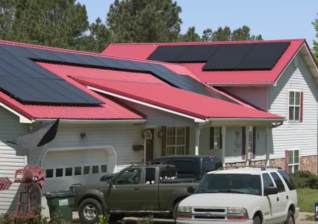 Net Zero Goes Sub-Zero: Investors Flee Climate Craze as Clean-Tech Venture Cash Drops Almost 50%