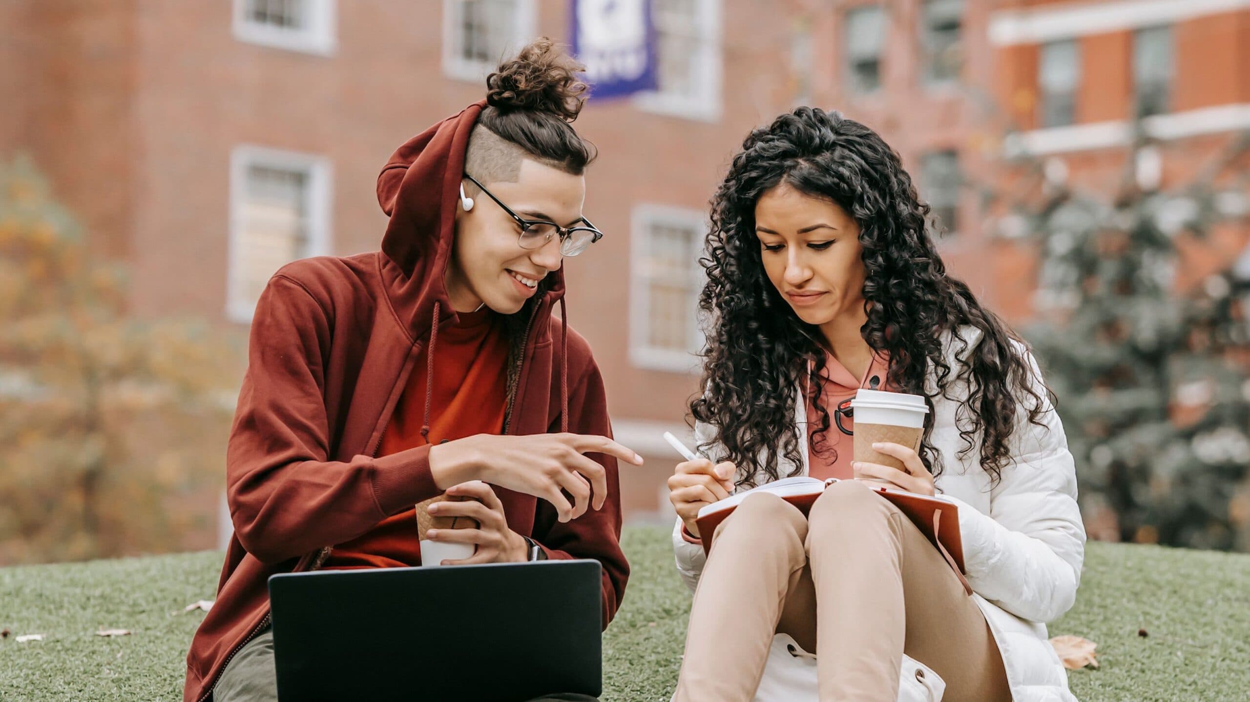 Find the perfect plan, device, or connectivity solution for the back-to-school season