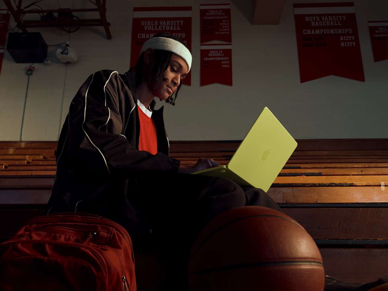 Apple finally built the laptop it should have made years ago