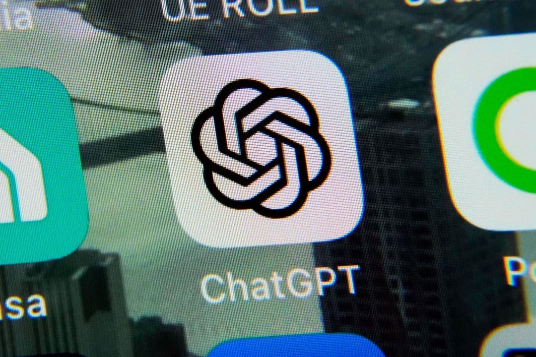 Man Who Ended Up in the ICU Sues Over ChatGPT Advice