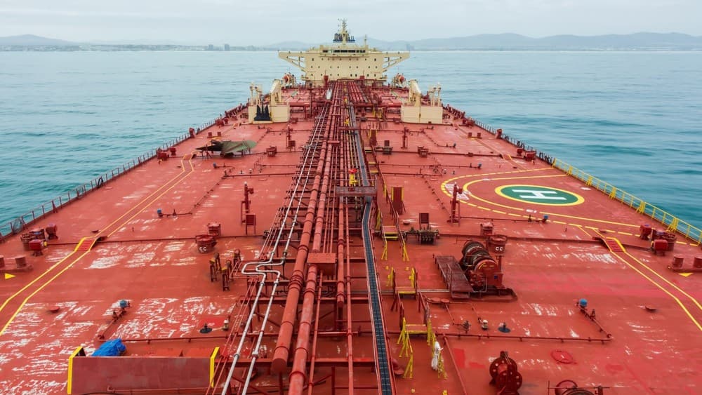Oil Tankers Reverse Course on Hopes of Hormuz Reopening