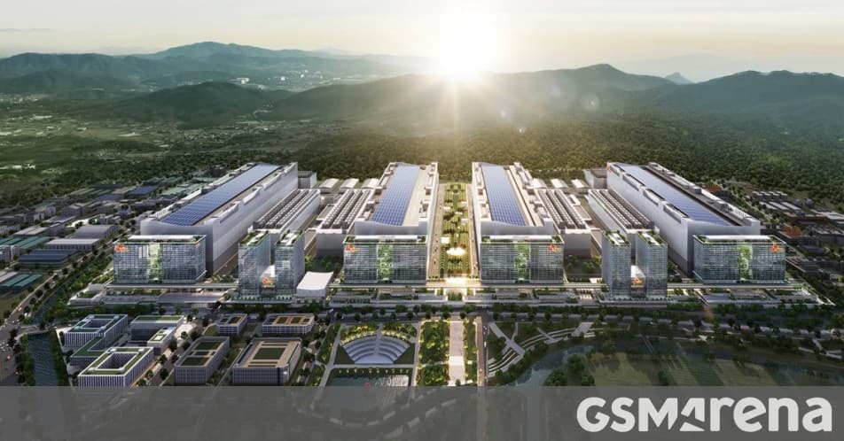 SK Hynix promises to invest over $38 billion in new DRAM and NAND fabs