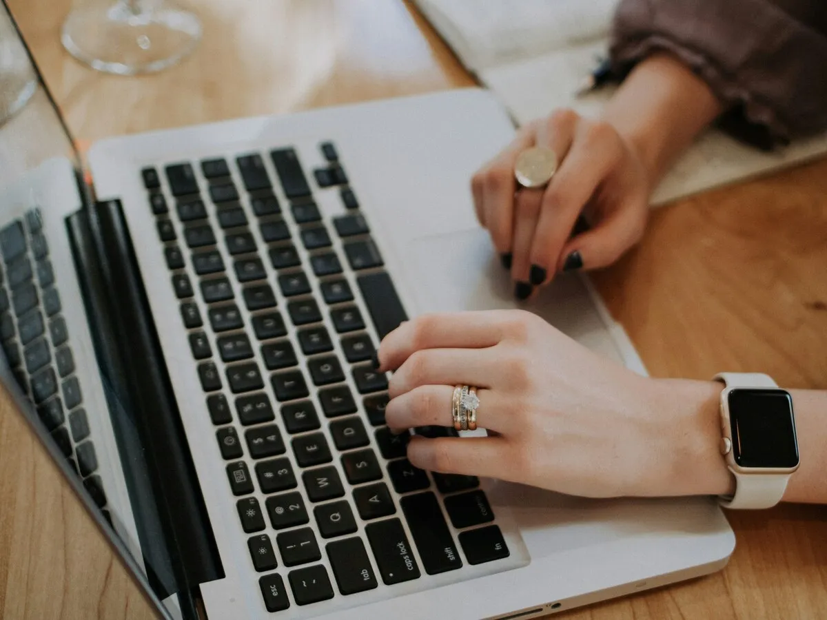 Posthaste: Canadians are unprepared to take that side hustle full-time