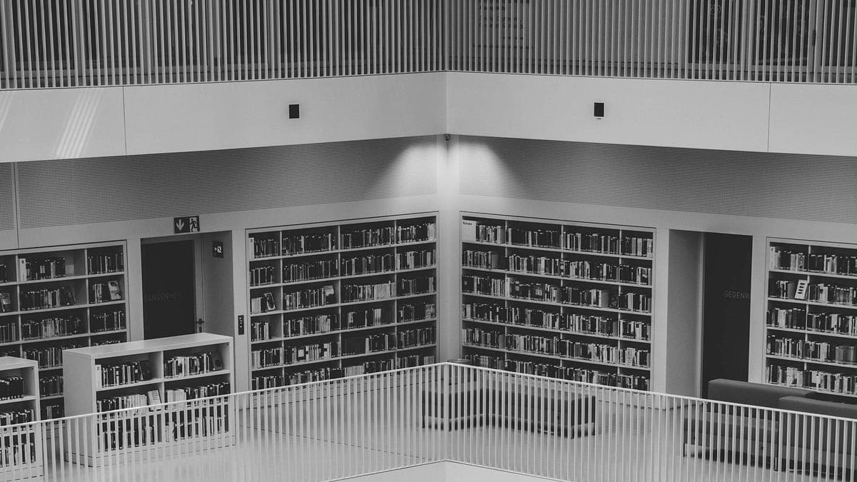 Google Has a Secret Reference Desk. Here's How to Use It.