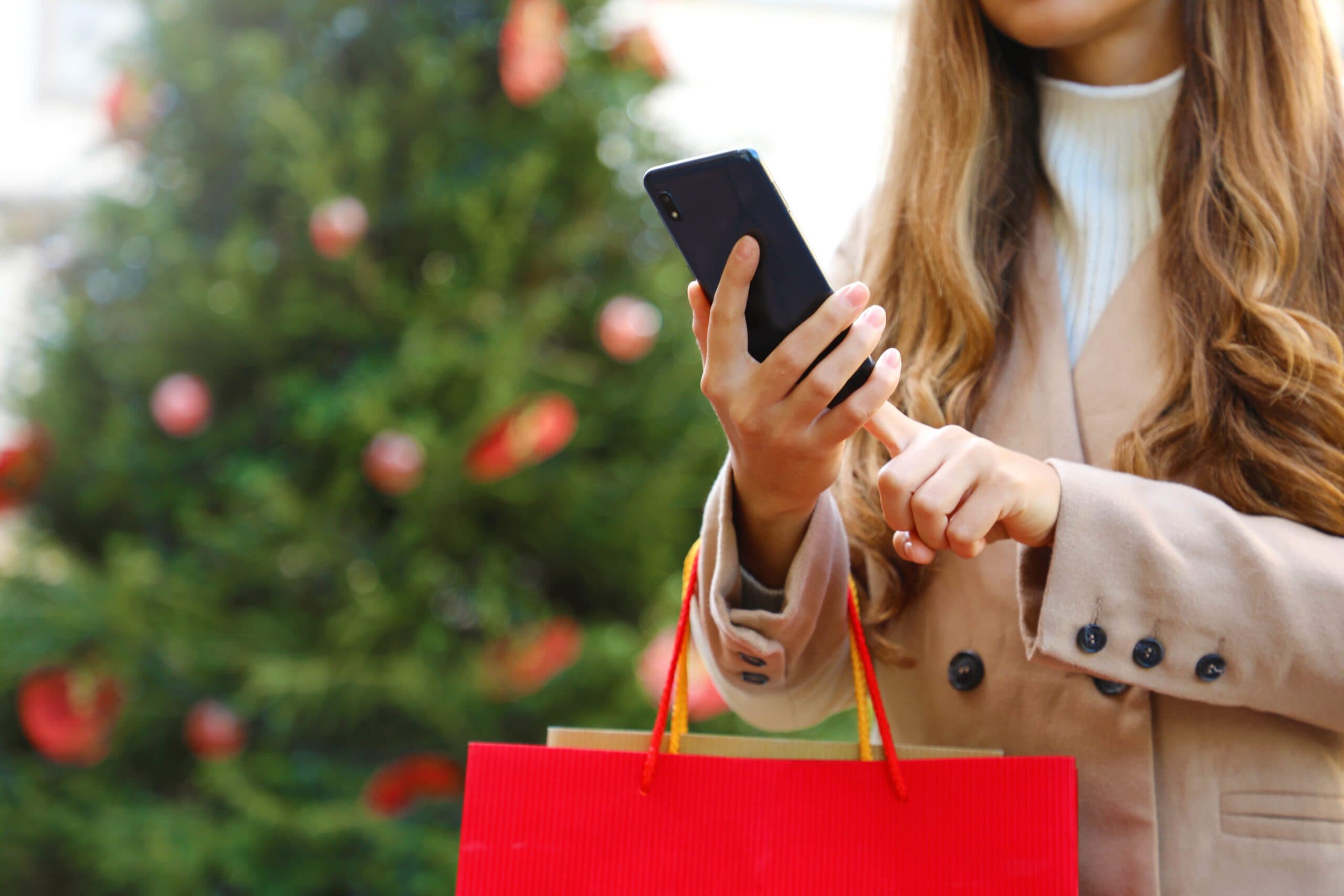 Ecommerce Trends: How often are holiday shoppers using AI?